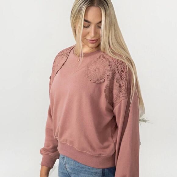 C&C California Sweaters - C&C California Lace Daisy Sweatshirt sweater Pullover Mauve Rose M Preppy Boho